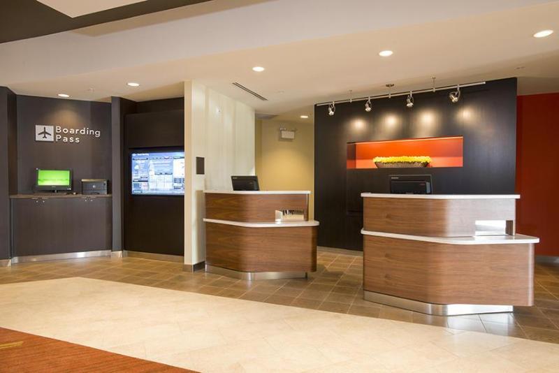 Courtyard By Marriott Cincinnati Midtown/Rookwood Exterior photo
